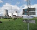 Bild: Ulf Vogler/dpa
Am 25. Oktober sollen die beiden rund 160 Meter hohen Kühltürme des vor knapp vier Jahren stillgelegten Atomkraftwerks Gundremmingen gesprengt werden.