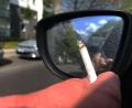 Bild: Paul Zinken/dpa
Ein Rauchverbot im Auto soll Schwangere und Minderjährige vor den Gefahren des Passivrauchens schützen. (Symbolbild)