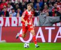 Bild: Tom Weller/dpa
Bayern-Verteidiger Josip Stanisic hat sich im Champions-League-Spiel gegen den FC Chelsea offenbar nicht ernsthaft verletzt.