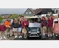 Bild: gis
Die Dorfjugend am Kirwamontag beim Umzug durch das Dorf.