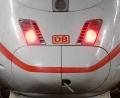 Bild: Felix Hörhager/dpa
Die Bahn hat auf der ICE-Strecke zwischen München und Berlin eine weitere Engstelle beseitigt. (Symbolbild)