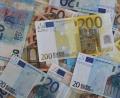 Bild: Bernd Wüstneck/dpa-Zentralbild/dpa
Einsatzkräfte haben in einem Bremer Haus mehr als 1,5 Millionen Euro Falschgeld gefunden. (Symbolbild)