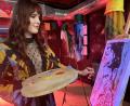 Bild: Gabi Schönberger
Die 21-jährige Sophia Nefe verkörpert im Kunstprojekt „Dulce Dolor – Die Kunst des Leidens“ die mexikanische Malerin Frida Kahlo.