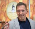Bild: Wolf von Dewitz/dpa
Bei der Intertabac bewarb Ralf Moeller Zigarren eines lateinamerikanischen Herstellers.