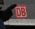 Bild: Bernd Weißbrod/dpa
Der Ruf der Bahn ist derzeit ramponiert. Eine neue Spitze und eine neue Strategie sollen es richten. (Archivbild)