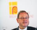 Bild: Andreas Arnold/dpa
Der Vorsitzende der Deutschen Bischofskonferenz, Georg Bätzing, sieht in jüngsten Äußerungen des Papstes keinen Widerspruch zu den Reformbemühungen der katholischen Kirche in Deutschland.