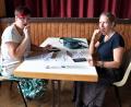 Bild: ubb
Martina und Kerstin (von links) haben von der Typisierung gelesen und sich sofort den Sonntagnachmittag frei genommen, um mitzuhelfen.