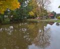 Bild: ak
Der Dorfweiher inmitten der Ortschaft Zeulenreuth.