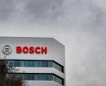 Bild: Bernd Weißbrod/dpa
Autozulieferer Bosch kündigt weiteren Stellenabbau an. (Archivbild)