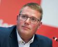 Bild: Peter Kneffel/dpa
Klausur auf Rädern: Vier Tage ist Holger Grießhammer mit seiner SPD-Fraktion durch Bayern gereist. (Archivbild)