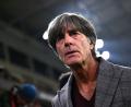 Bild: Tom Weller/dpa
Joachim Löw hält nichts von den Plänen einer weiteren WM-Aufstockung.