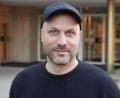 Bild: Georg Wendt/dpa
Hamburgs Opern-Intendant Tobias Kratzer ist „Regisseur des Jahres“. (Archivfoto)