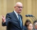 Bild: Michael Kappeler/dpa
Brandenburgs Ministerpräsident Woidke: „Brauchen das Geld dringend“.