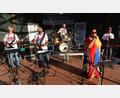 Archivbild: Kunz
Die RockConnection beim Auftritt bei den Weidener Sommerserenaden in diesem Jahr. Auch das Wein-Lese-Fest wollen sie rocken.