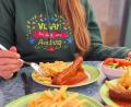Bild: Eveline Hackenberg
"Vegan in und um Amberg" – so heißt das Instagram-Konto von Eveline Hackenberg und Verena-Sophia Schneider. Zusammen wollen sie Veganismus in Amberg sichtbarer machen. An der OTH in Amberg gibt es pflanzliche Currywurst.