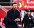 Bild: Harry Langer/dpa
Sandro Wagner verlor mit dem FCA zum vierten Mal in Serie.