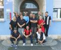 Bild: mfh
Das "Gestern"-Team mit Rainer-Reichl (sitzend in der Mitte) und die Band Boogie Notes, die ein Konzert am Geburtstagswochenende gab.