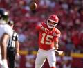 Bild: Charlie Riedel/AP/dpa
Mahomes hatte gegen die Ravens bessere Anspielstationen als zuletzt.