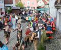 Bild: mrr
Auf der Genussmeile gab es Schmankerl für Leib und Seele. Hier spielten Musiker zünftig vor dem "Bärenwirt" auf.
