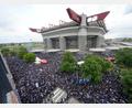 Bild: Luca Bruno/AP/dpa
Das San-Siro-Stadion in Mailand soll vekauft werden. (Archivbild)