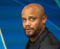 Bild: Peter Kneffel/dpa
Vincent Kompany bei der Pressekonferenz in Zypern.
