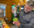 Bild: Wolfgang Steinbacher
Zu den Kartoffelchips gibt es vegane Mayonnaise.