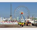 Bild: Christof Rührmair/dpa
Das Oktoberfest bleibt bis mindestens 17 Uhr geschlossen.