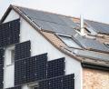 Bild: Sebastian Gollnow/dpa
Unangefochtene Nummer eins bei der Energiewende in Deutschland: Die Photovoltaikanlage. (Archivbild)