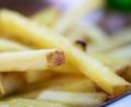 Bild: Fernando Gutierrez-Juarez/dpa/dpa-tmn
Ungesunde Lebensmittel werden in Großbritannien nicht mehr im Internet beworben. Im Fernsehen darf die Junk-Food-Werbung erst ab 21 Uhr laufen. (Symbolbild)