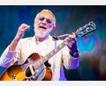 Bild: Christoph Soeder/dpa
Die neue Autobiografie von Cat Stevens erscheint in dieser Woche in Großbritannien. (Archivbild)