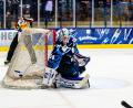 Bild: Elke Englmaier
Michael McNiven, der neue Torhüter und Torwarttrainer in Personalunion bei den Blue Devils Weiden, wurde am Dienstag operiert und fehlt dem Eishockey-Zweitligisten auf unbestimmte Zeit.