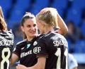 Bild: Uli Deck/dpa
Bayern-Stürmerin Jovana Damnjanovic (li.) ist an der Wade verletzt (Archivbild)