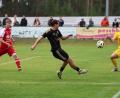 Archivbild: Dieter Jäschke
David Bezdicka (Mitte) und der SC Luhe-Wildenau treffen in der Fußball-Landesliga Mitte am kommenden Samstag auf den TSV Seebach.