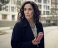 Bild: Peter Drittenpreis/ZDF/Arte/dpa
Anna Conti (Désirée Nosbusch) versucht an der Telefonzelle zu rekonstruieren, was der anonymen Anruferin widerfahren ist.