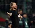 Bild: Federico Gambarini/dpa
Auch ohne neuen Sportchef geht es für Interimscoach Eugen Polanski am Sonntag um seine Zukunft bei den Profis