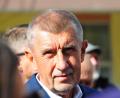 Bild: Michael Heitmann/dpa
Der tschechische Milliardär und Gründer der Partei ANO, Andrej Babis, bei einem Wahlkampfauftritt im Prager Stadtteil Modrany. (Archivbild)