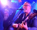 Bild: Kunz
"De Waltons" mit Christian Spieß an der Gitarre und dem Steiger-Mich im Hintergrund.