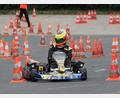 Bild: kek
Der 16-jährige Spitzenfahrer des MSC Auerbach, Louis Sebald, testet das neue Elektro-Kart.