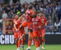 Bild: Friso Gentsch/dpa
Schalke 04 rettete einen knappen 2:1-Sieg in Bielefeld.