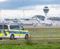 Bild: Armin Weigel/dpa
An gleich zwei Tagen wurden Drohnen am Münchner Flughafen gesichtet.