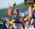 Bild: Mosa&#039;ab Elshamy/AP/dpa
Der Weltmeister war auch bei der EM nicht zu schlagen: Tadej Pogacar. (Archivbild)