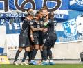 Bild: Andreas Gora/dpa
Bambase Conte (3.v.l) trifft zum 1:0 für Elversberg beim 1. FC Magdeburg.
