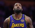 Bild: Mark J. Terrill/AP/dpa
Schluss nach Saison 23: LeBron James hört auf.