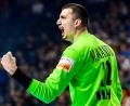 Bild: Tom Weller/dpa
Magdeburgs Torwart Matej Mandic wurde nach der Pause zum Rückhalt. (Archivbild)