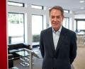 Bild: Daniel Vogl/dpa
Michael Stoschek zieht sich erneut aus dem von ihm maßgeblich aufgebauten Automobilzulieferer Brose zurück. (Archivbild)