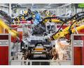 Bild: Julian Stratenschulte/dpa
Viele Autobauer stehen unter Druck. (Archivbild)