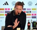 Bild: Federico Gambarini/dpa
Julian Nagelsmann berichtet über seine Torwart-Pläne.