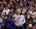 Bild: Ariana Cubillos/AP/dpa
Machado muss sich seit langem verstecken