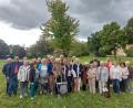 Bild: mfh
Vertreter des Gesang- und Orchestervereins 1847 und des Vereins Waldfreunde Rosenberg 1911 kamen im Stadtpark zusammen, um ihre Baumspende offiziell an Bürgermeister Stefan Frank und die Öffentlichkeit zu übergeben.