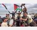 Bild: Belal Abu Amer/APA Images via ZUMA Press Wire/dpa
Nach zwei Jahren Krieg wird im Gazastreifen die Einigung auf eine Waffenruhe gefeiert.
